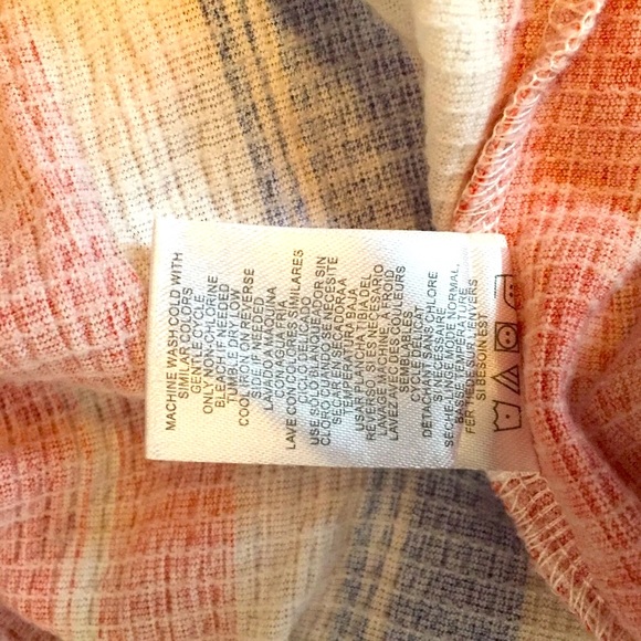 Stripped and tie front blouse with lace details - Picture 6 of 6